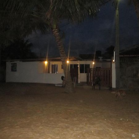 Anicia Beach House Hotel Negombo Exterior photo