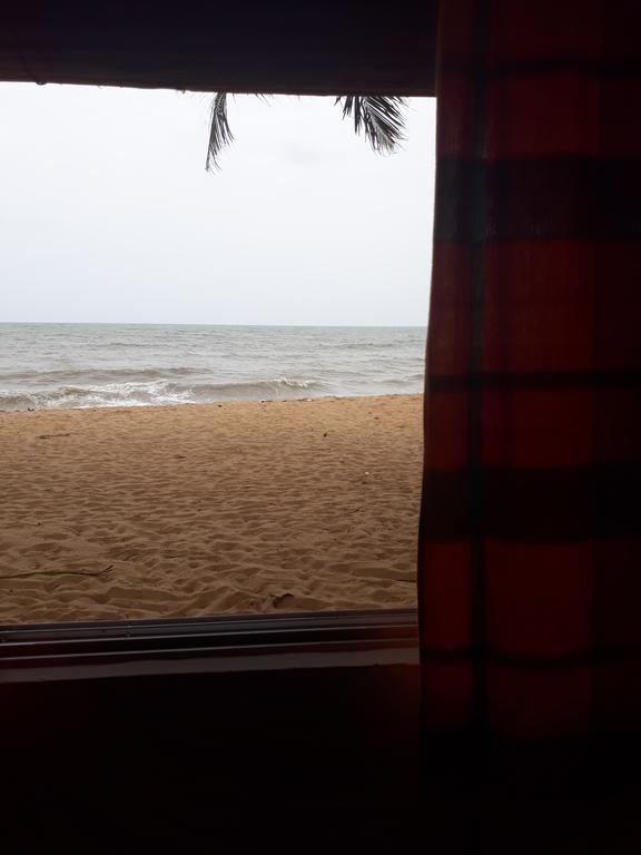 Anicia Beach House Negombo Exterior photo