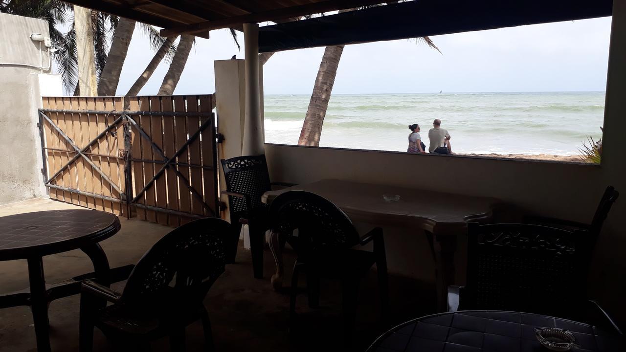 Anicia Beach House Negombo Exterior photo